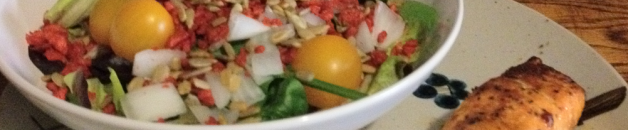 Easy and Fast Baked Salmon and Garden Salad salmon_and_salad_featured